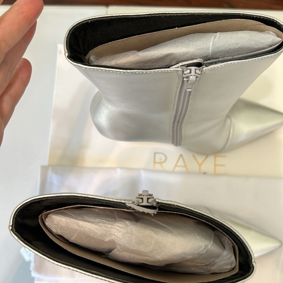 CLOSET CLOSING Revolve Raye Nala Boot in Silver Sz 8 - Picture 6 of 6